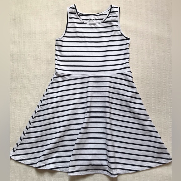 Girl Black and White Stripes Sleeveless Dress Size 5-6 - Picture 1 of 7